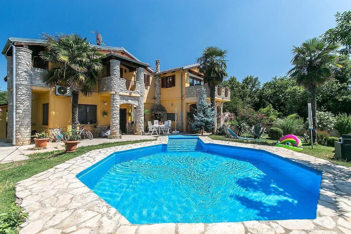 Villa Zara Ližnjan Apartamento